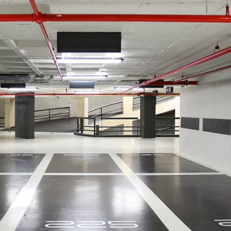 Emesa Parking