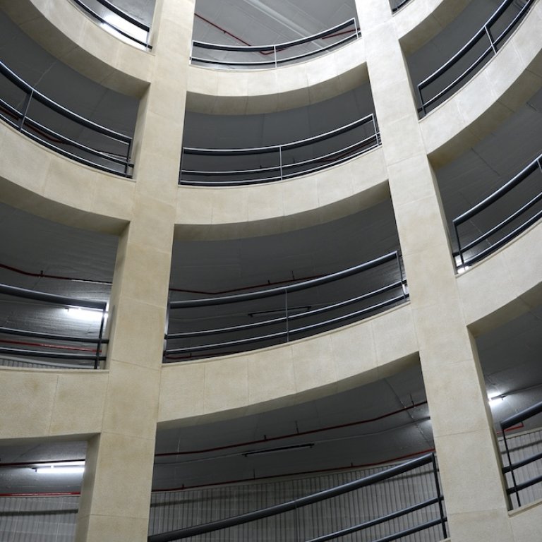 Emesa Parking