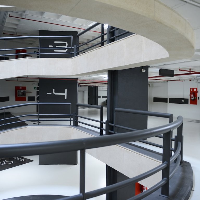 Emesa Parking